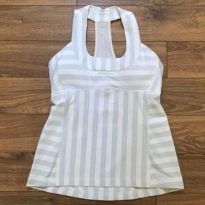 Lululemon tank, grey/white